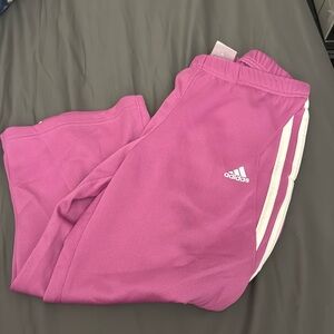 Youth athletic capris